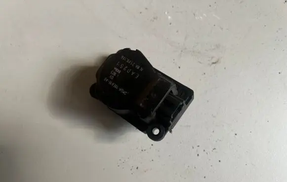 Ford Grand C-MAX Air flap motor/actuator 3M5H19E616AB