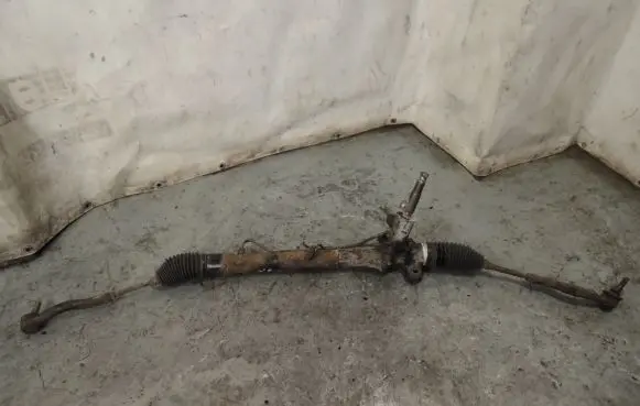 Toyota Yaris Steering rack D237
