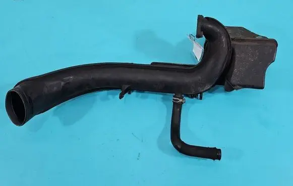 Intercooler hose/pipe