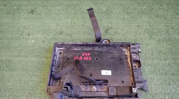 Mercedes-Benz GLA H247 Battery tray A1776204201