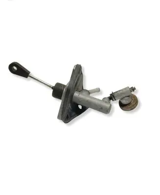 Hyundai Santa Fe Clutch master cylinder 416512W910