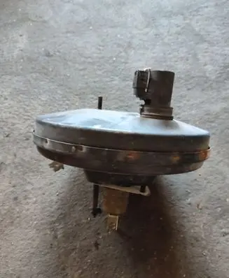 Volvo V50 Brake booster 4N512B195AK