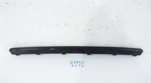 Volvo XC90 Front bumper splitter molding 31383799