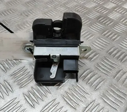Volkswagen Golf VII Tailgate/trunk/boot lock/catch/latch 5G6827505