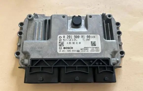 Smart ForFour II W453 Engine control unit/module ECU A2819000100 A2819010100 0261S09668