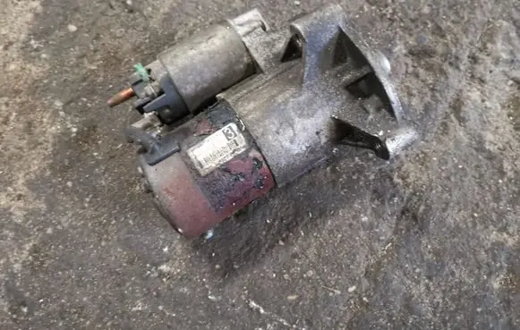 Peugeot 307 Starter motor