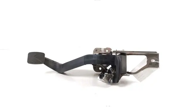 Suzuki Vitara (LY) Clutch pedal 49812-61M50