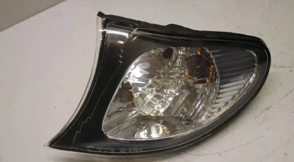 BMW 3 E46 Front indicator light 18a164b 082621i0 185918US6