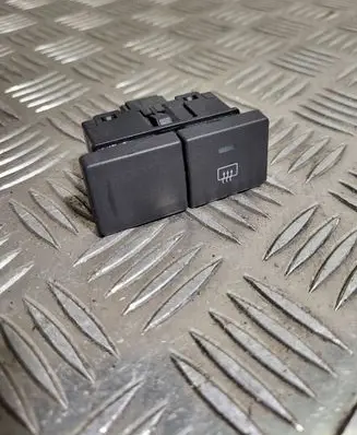 Ford Fiesta Windscreen/window heater switch 6S6T18C621BA