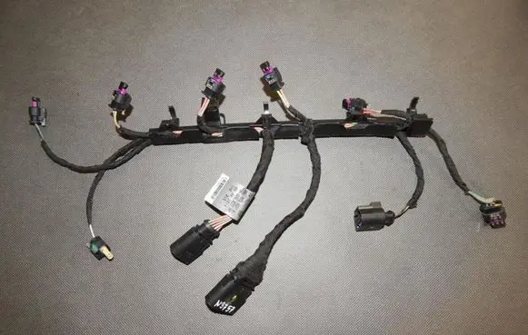 Audi TT TTS RS Mk3 8S Fuel injector wires 06L971627K