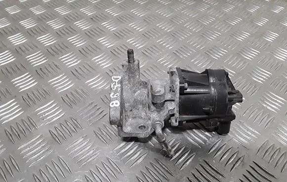 Mazda 6 EGR valve cooler k5t70874