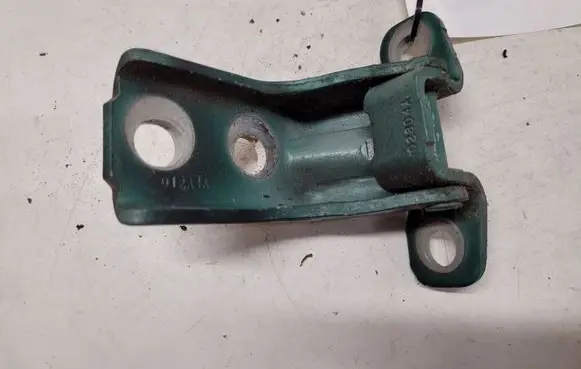 Jaguar S-Type Front door upper hinge