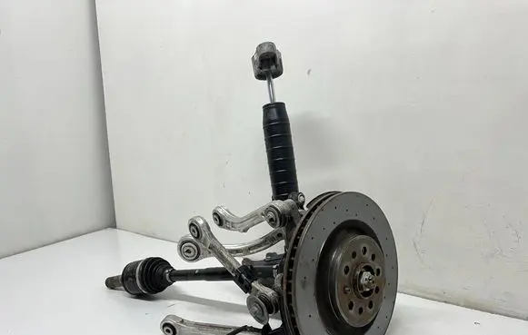Maserati Ghibli Stub axle 
