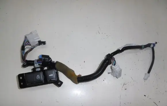 Infiniti Q50 Other switches/knobs/shifts