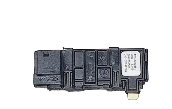 Mercedes-Benz C W204 Outside/exterior temperature sensor A2048210851 2940708500