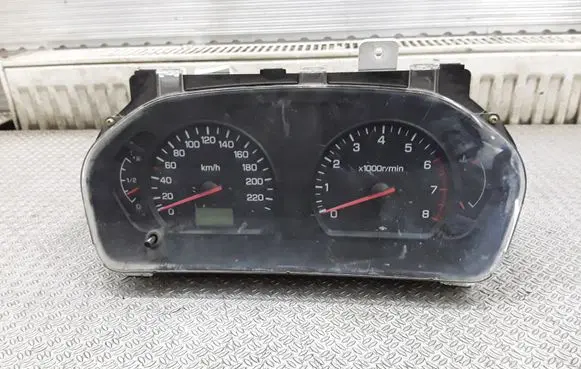 Mitsubishi Space Wagon Speedometer (instrument cluster) MR489727