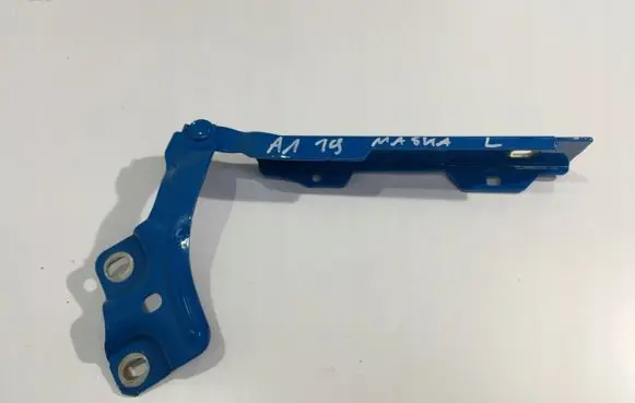 Audi A1 Engine bonnet/hood hinges 82A823301