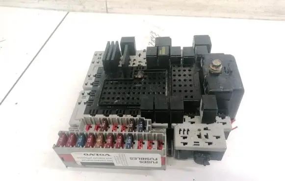 Volvo S60 Fuse box set 08696098 0447726