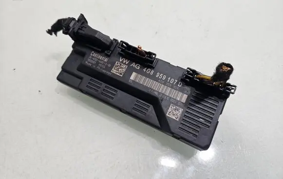 Audi A7 S7 4G Tailgate/trunk control unit/module 4G8959107D