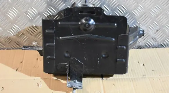 BMW X5 G05 Bumper support mounting bracket corner 9395486