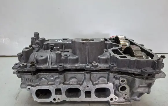 Peugeot 208 I Engine head S27635806 9808067110