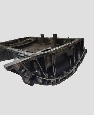 Nissan X-Trail T30 Oil sump