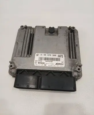 Opel Insignia A Engine control unit/module 55576906 55575349 0281017105