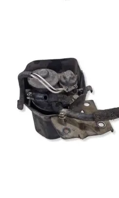Subaru Outback Fuel filter housing 