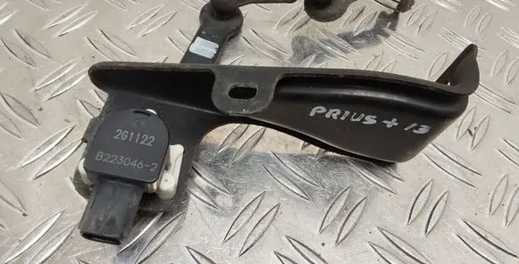 Toyota Prius+ (ZVW40) Headlight/headlamp level sensor 2G1122 B2230462
