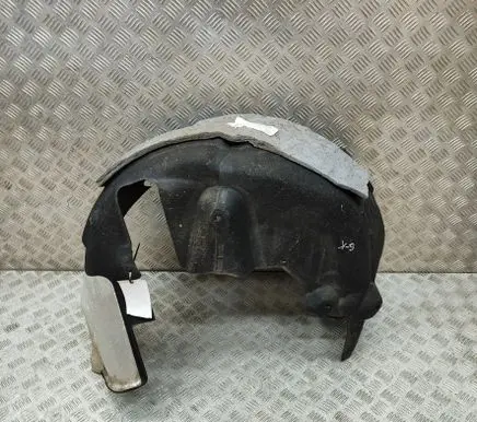 Rear arch fender liner splash guards