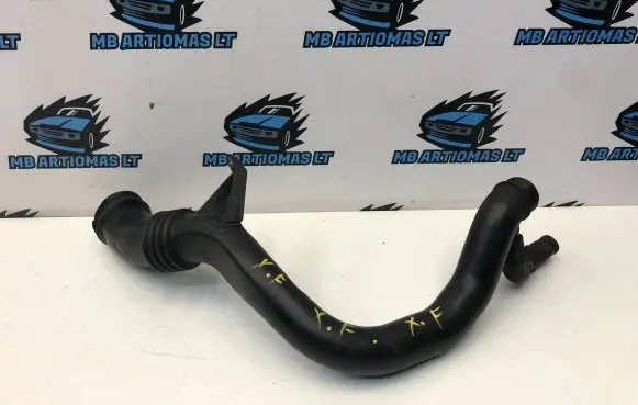 Jaguar XF X250 Intercooler hose/pipe 4R839689AE