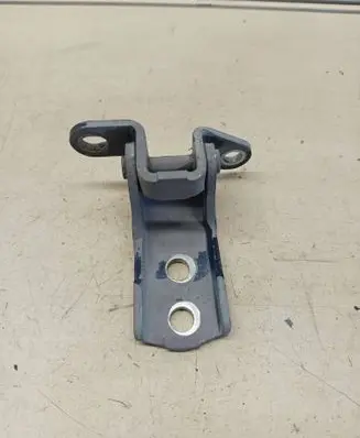 Toyota Avensis T250 Front door upper hinge 
