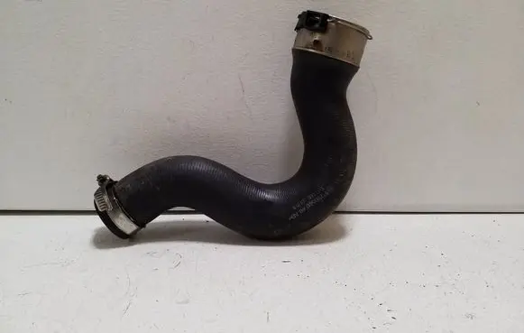 Intercooler hose/pipe