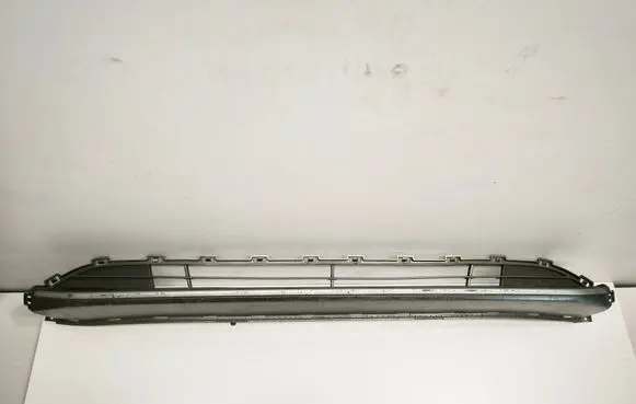 Hyundai Ioniq Front bumper lower grill 86560G2100