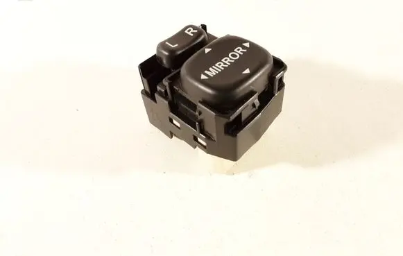 Toyota Corolla E120 E130 Wing mirror switch 183574 H475742