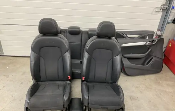 Audi Q3 8U Seat set 