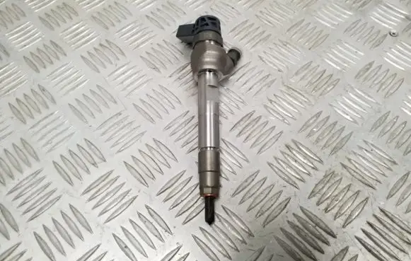 BMW 4 F32 F33 Fuel injector 8514148