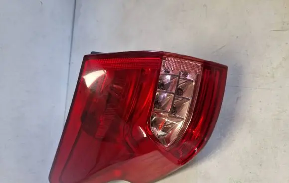 Rear/tail lights