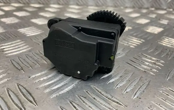 Volvo V50 Air flap motor/actuator 6652A