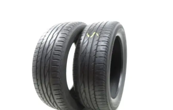 Volkswagen Golf V R16 summer tire 