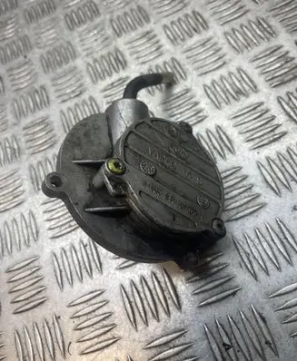 Mercedes-Benz A W168 Vacuum pump A6682300165