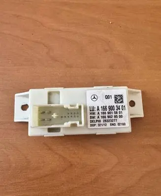 Mercedes-Benz C W204 Light module LCM A1669003401 A1669015801