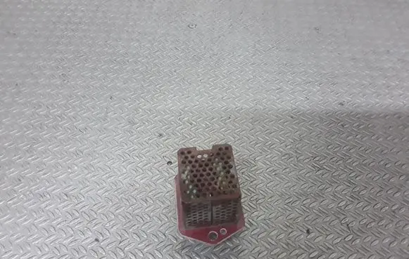 Nissan King Cab Heater blower motor/fan resistor