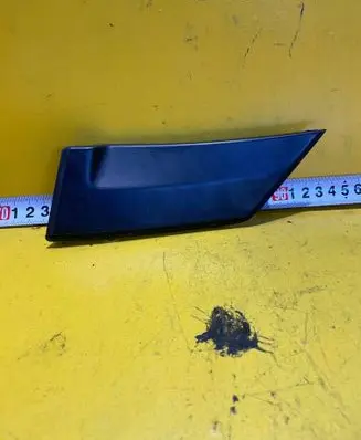 Peugeot 308 SW Front door glass trim molding 9656650980