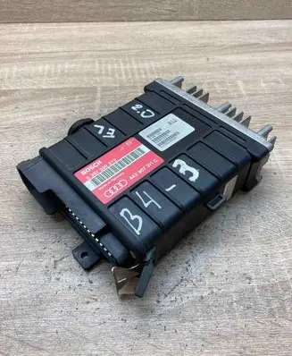 Audi 80 90 S2 B4 Engine control unit/module ECU 443907311C 0261200273