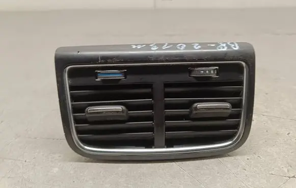 Audi A4 Allroad B8 Rear air vent grill 8K0819203H