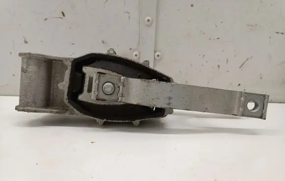 Gearbox mount