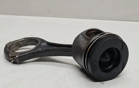 Mercedes-Benz GL X166 Piston 6423845 3144400 8370B