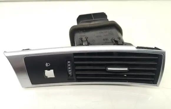 Audi A6 S6 C6 4F Dashboard side air vent grill/cover trim 4F2820902D
