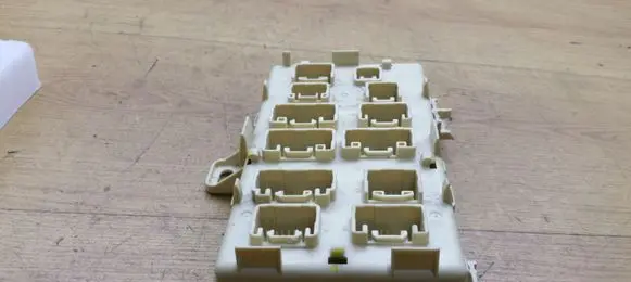Lexus RX 300 Fuse module